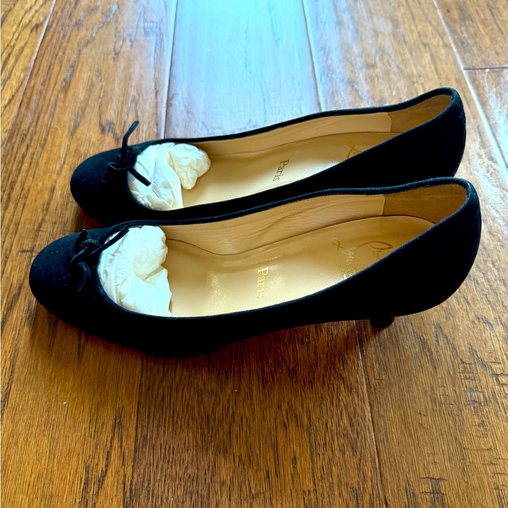 Christian louboutin Marcia’ Black Suede Pumps Kitten w/Grosgrain Bows